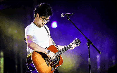 飞得更高吉他谱 汪峰 G调扫弦版 适合初学者练习拨片简谱